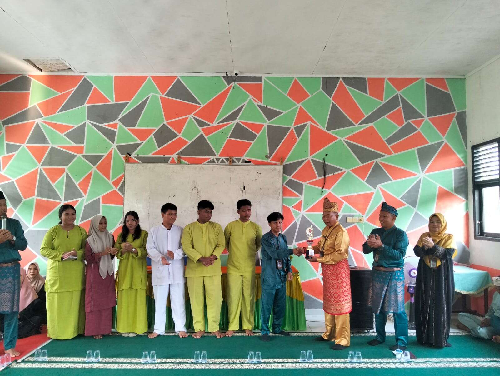 juara 1 musikalisasi puisi di Universitas Rokania 2026